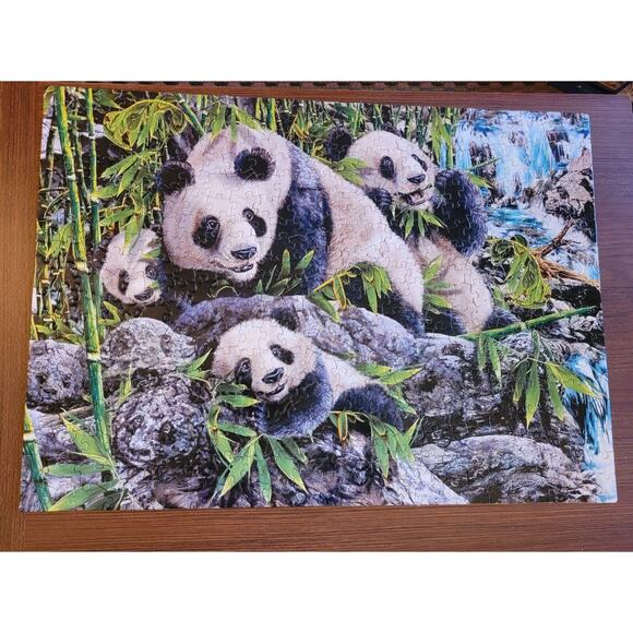Panda Hidden Images 500 Piece Puzzle Complete - Picture 6 of 8